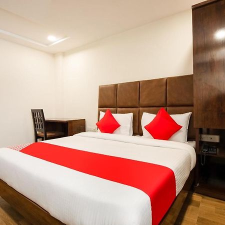 Oyo 71689 Hotel S Pride Indore Exterior foto