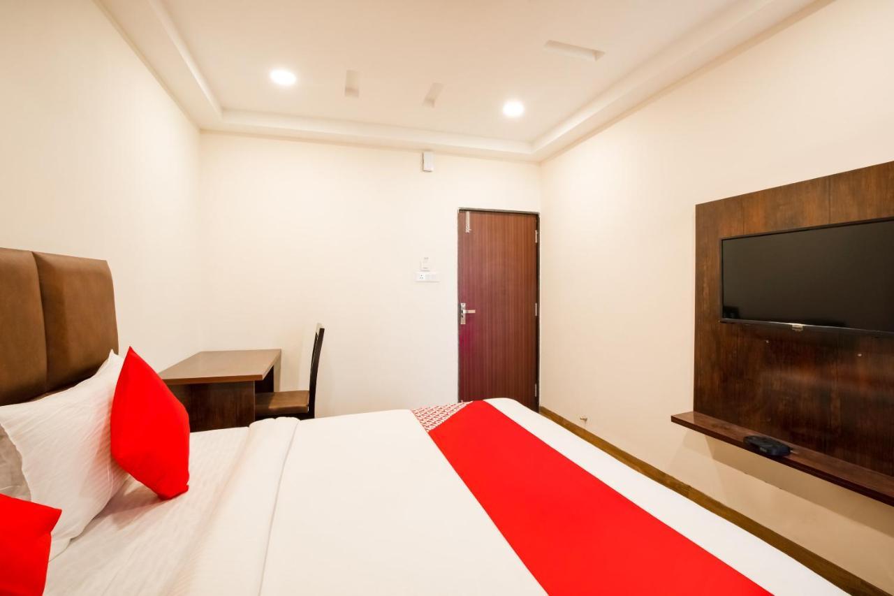 Oyo 71689 Hotel S Pride Indore Exterior foto