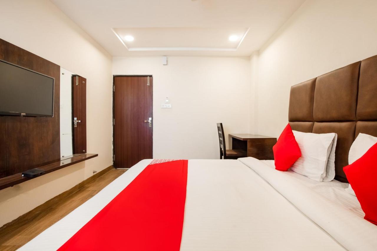 Oyo 71689 Hotel S Pride Indore Exterior foto